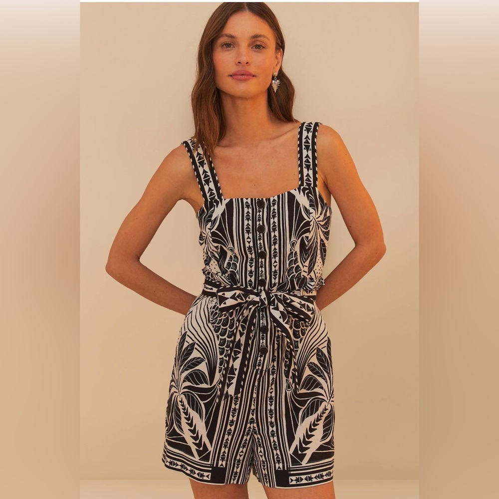FARM Rio Monochrome Patterned Romper Size Large NWT